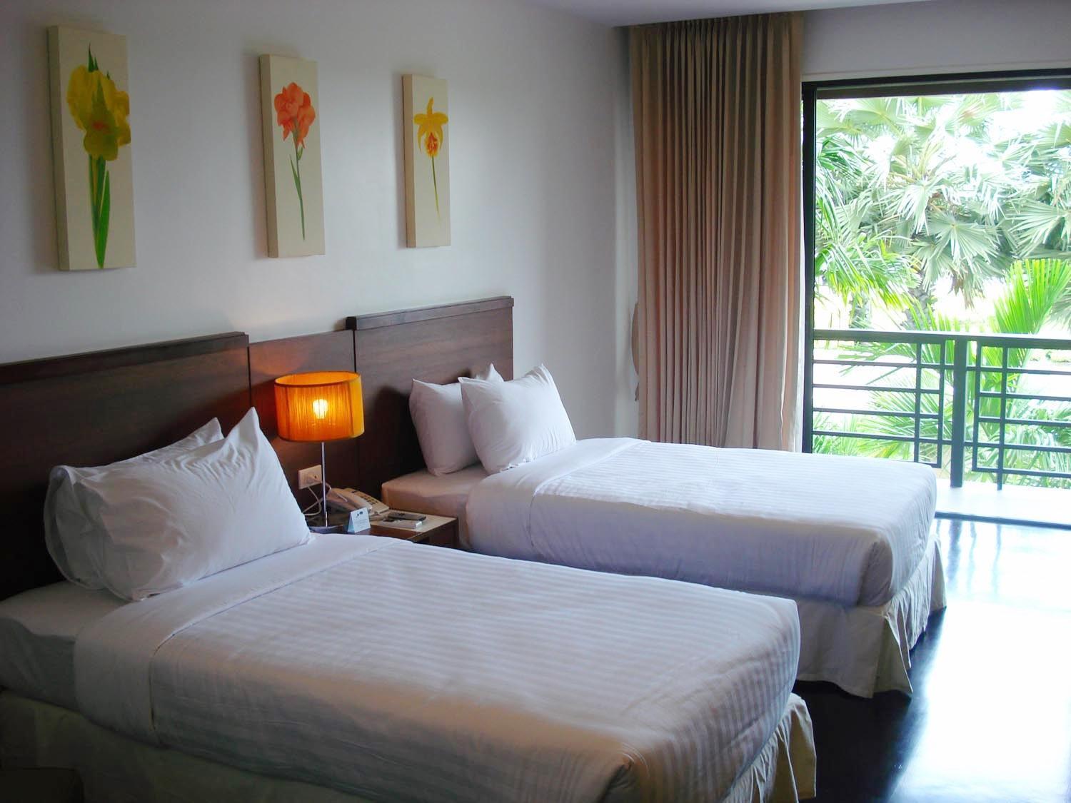 Hotel Suwan Golf & Country Club à Nakhon Pathom Extérieur photo