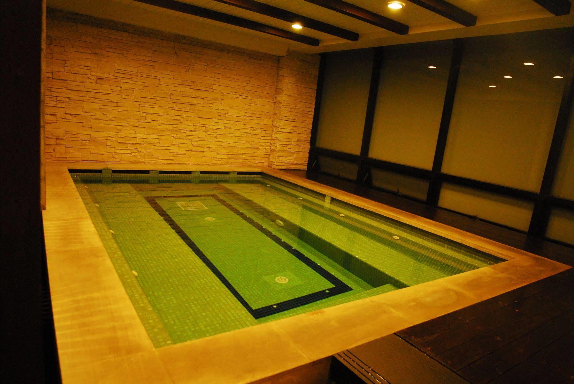 Hotel Suwan Golf & Country Club à Nakhon Pathom Extérieur photo