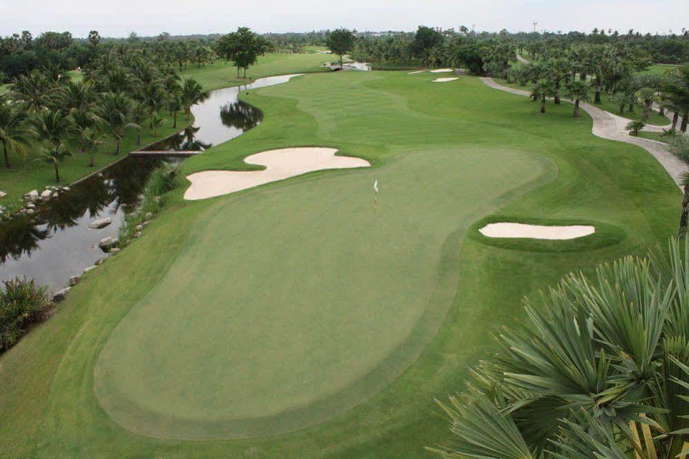 Hotel Suwan Golf & Country Club à Nakhon Pathom Extérieur photo